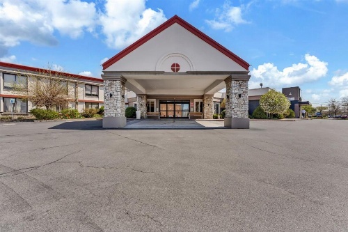 Buffalo Airport Hotel image 15