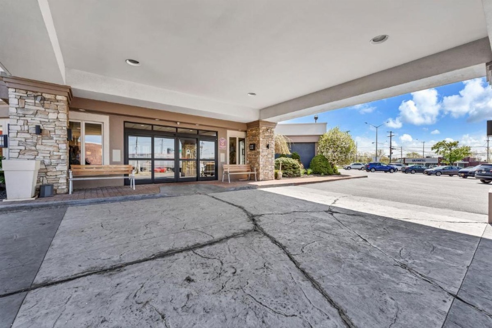 Buffalo Airport Hotel Image 16