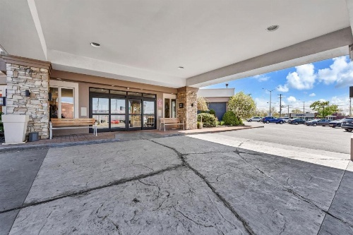 Buffalo Airport Hotel image 16