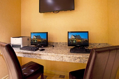 Buffalo Airport Hotel image 30