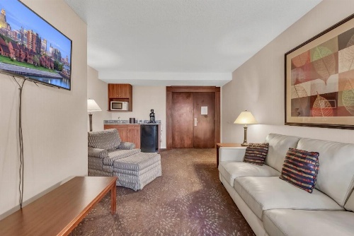 Buffalo Airport Hotel image 50